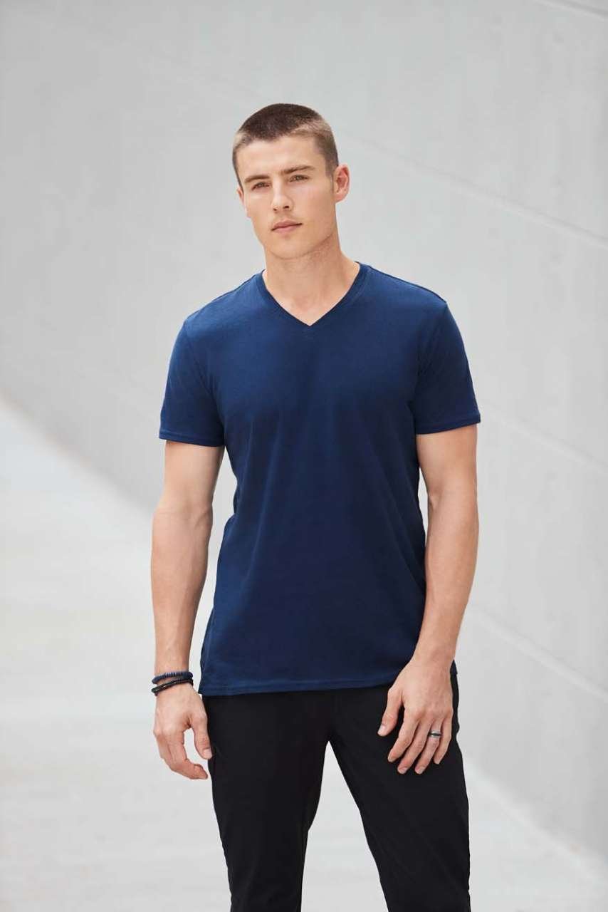 Tricou barbati guler V Featherweight
